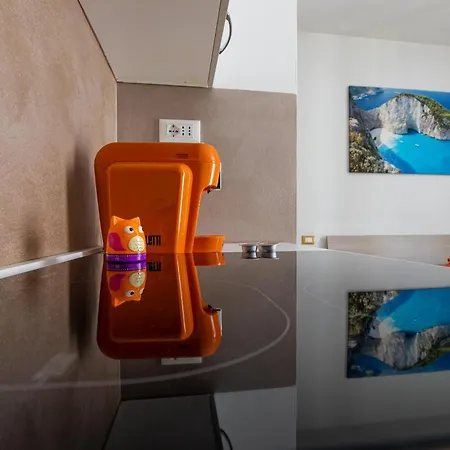Appartamento Orizzonte 5 Terre - Via Lunigiana 221 - Stazione Migliarina, Interno 18 *