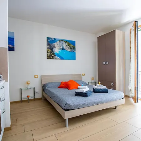 Orizzonte 5 Terre - Via Lunigiana 221 - Stazione Migliarina, Interno 18 La Spezia