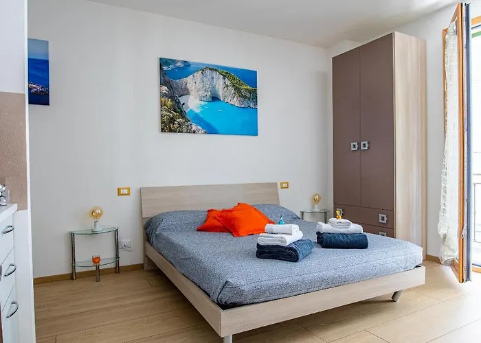 Orizzonte 5 Terre - Via Lunigiana 221 - Stazione Migliarina, Interno 18 La Spezia